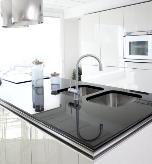 02- Glass Countertops