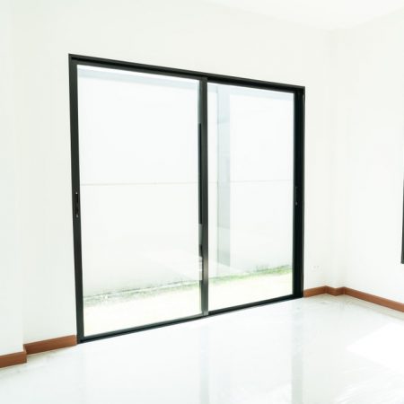 02- SLIDING DOORS