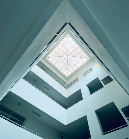 08- SKYLIGHT