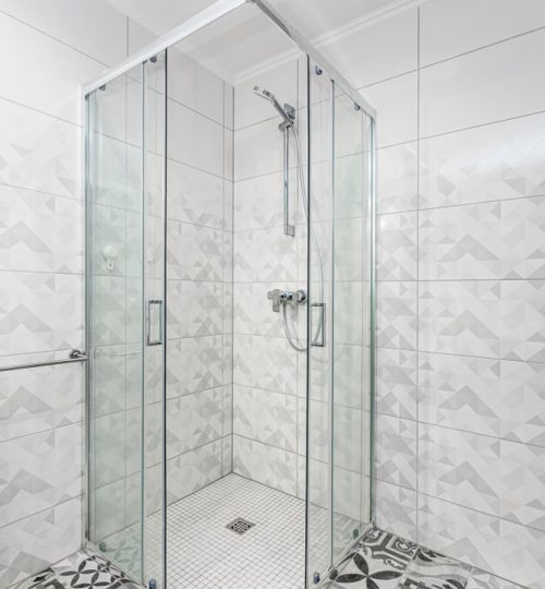 Shower-Enclosures (32)